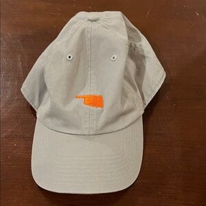 47Brand Gray Oklahoma State Cowboys hat with Orange State Outline Logo